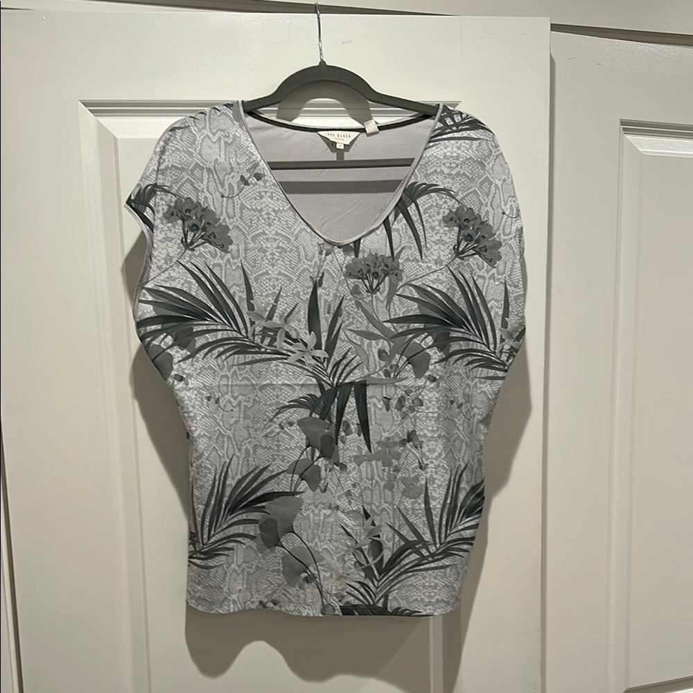 Ted Baker London Floral Gray Women's Top